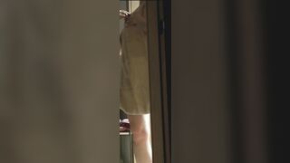 여친 여동생 샤워하고 나오는거 몰카2(중복 절대 없음) korean bj