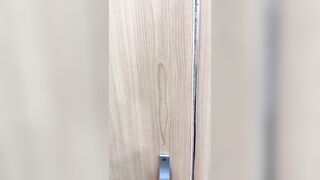 화장실에서 머리에 팬티 쓰고 자위