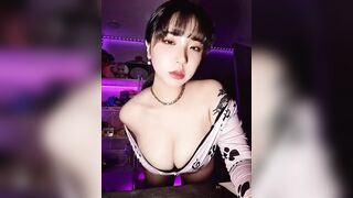 뒤치기 성행위 보여주는 귀요미 korean bj
