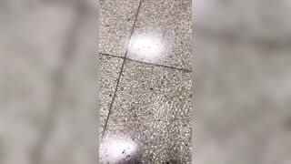 남자화장실에서 자위하기