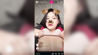인스타 라방 야외에서 가슴까는 년