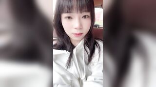 절대 안벗을거같이 생긴 년이 벗으면 꼴리더라
