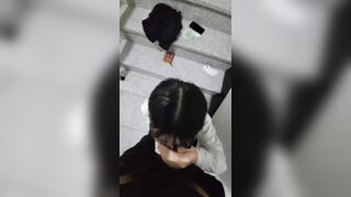 오늘 발렌타인 서프라이즈 있다고 해서... 계단에서 남친이랑 몰래 만나기로 했어 korean porn vip (1)
