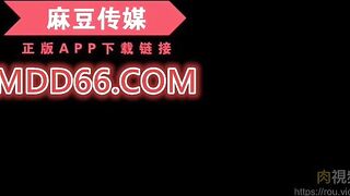 擁有E杯美乳的飢渴姐姐 絲襪 china
