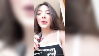 Angela_5_5 Pleasures Herself On A Rooftop OnlyFans
