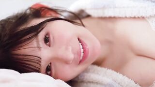 FNS-100 For your ultimate masturbation experience, the goddess' smile will stimulate your penis and catch all the sperm on your face. Facial Reducing Mosaic JAV
