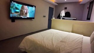 발가벗고 배달원 섭외하는 꿀지커플 korean porn vip