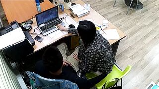 (한국야동) 사무실에서 떡치는 커플 싱크 수정본 korean porn vip