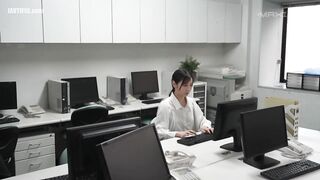 MXGS-1390 A beautiful office lady, Yuki Yoshizawa, is caught by a c... Reducing Mosaic JAV