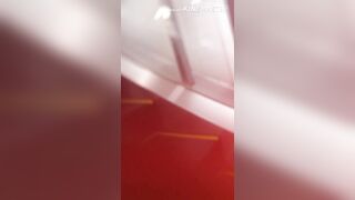 逆さ撮り-ミニスカ奥様バレ睨みあり-学生さんからol-奥様達のスカートの中撮らせて頂きました-vol-8 voyeur jp 01-160526