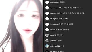 (한국야동) 김소은 화장실에서 오줌싸는 라이브 방송 korean porn vip