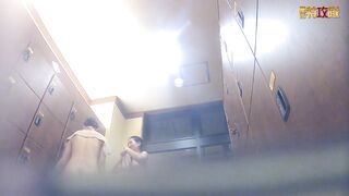 続編洗い場と上がり全収録 とあの層の子のスジが見える【極秘絶品 No.009】 voyeur jp 170526