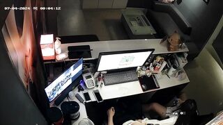 (한국야동) 출근전에 카운터 실장 물 빼주는 매니저 korean porn vip