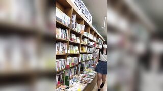 ２人のお姉さんの逆さパンチラ動画-静止画-おまけ付き-０６０ voyeur jp 06-210526