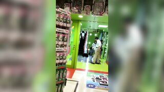 ２人のjk風の逆さパンチラ動画-画像付き-１２６ voyeur jp 03-230526