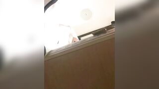 美少女女子大生清楚パンチラ逆さ 試着室着替え voyeur jp