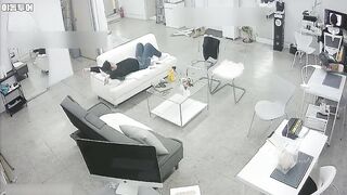 IP – 소파 위에서의 열정적인 나체 섹스 korean porn vip ipcam 2