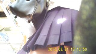 女子高生パンチラ 極ミニセーラー4 voyeur jp