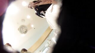 hd高画質パンチラ逆さ撮り エロ本に載ってそうな制服ちゃん テカテカピンクパンツ大解放 voyeur jp
