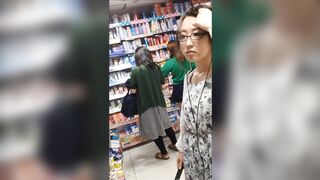この女の逆さ撮りで暴発しちゃいました174 voyeur jp