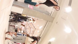 新フルhd高画質パンチラ逆さ撮り081 怒涛の39人のパンチラ 超多人数オムニバスすぺしゃる voyeur jp