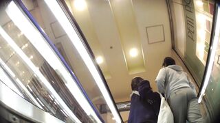 股下何cm part159 顔は隠してパンツ隠さず マスクカップルデート中 voyeur jp