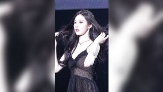 NINGNING SHOWS TITS 122199 1 KPOP ALLPOP