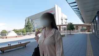 高精細フルhd ニプレス爆乳の爆揺れおっぱい 補正力zero へそ出し くびれの100点ボディ いざ 衝撃の向こう側へ voyeur jp