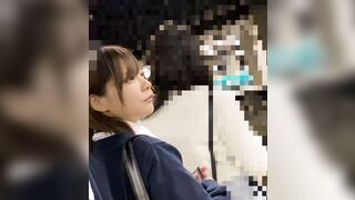 電射男002 めちゃくちゃ可愛い女子 生の生太ももに特濃精子かけてやりました voyeur jp