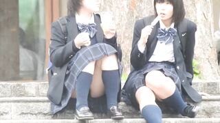 普段からｍ字パンチラ ｆｈｄ お座りｋちゃん 大変です パンツが見えてますよ特別編３ voyeur jp